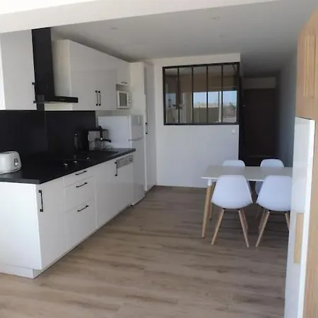 דירה Le Petit Coin De Paradis. ולראס-פלאז'